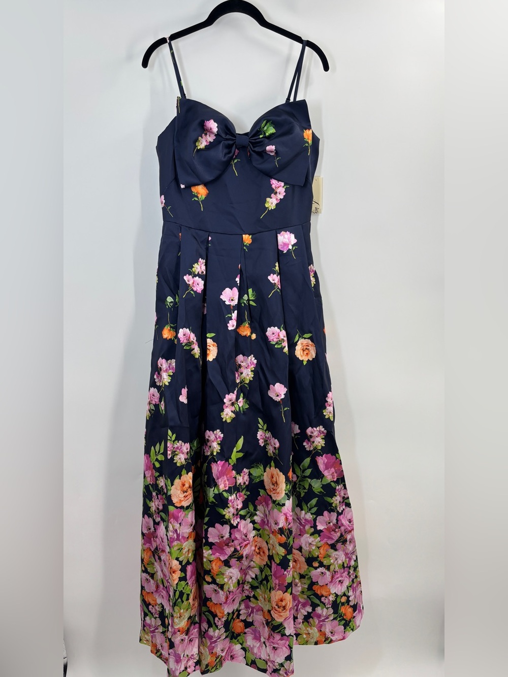 Eliza J Printed Bow Sleeveless Ball Gown - Picture 6 of 7
